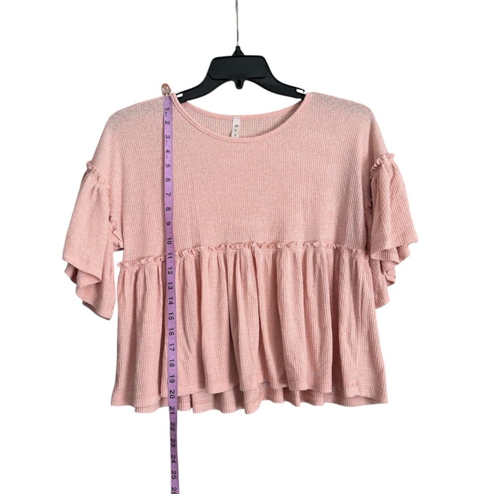 Women's‎ Pink Ruffle Top - Picture 2 of 4